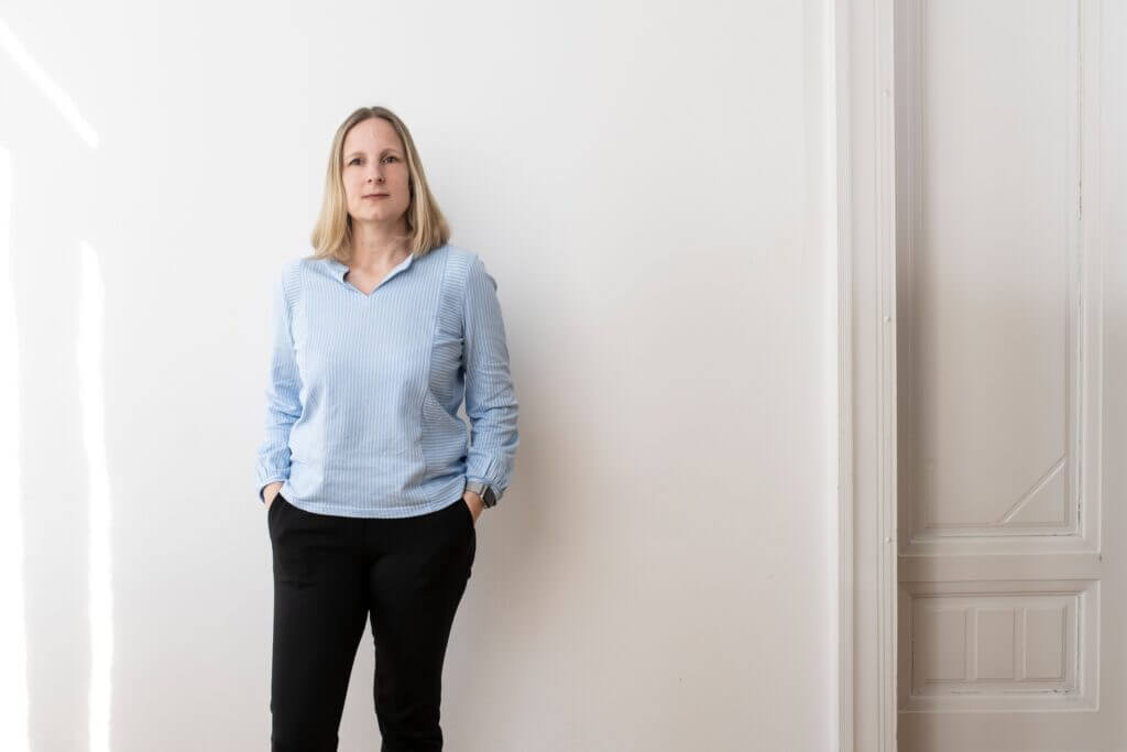 Portrait Leitung Stellvertretung Bilanzierung Angelika Müllhofer